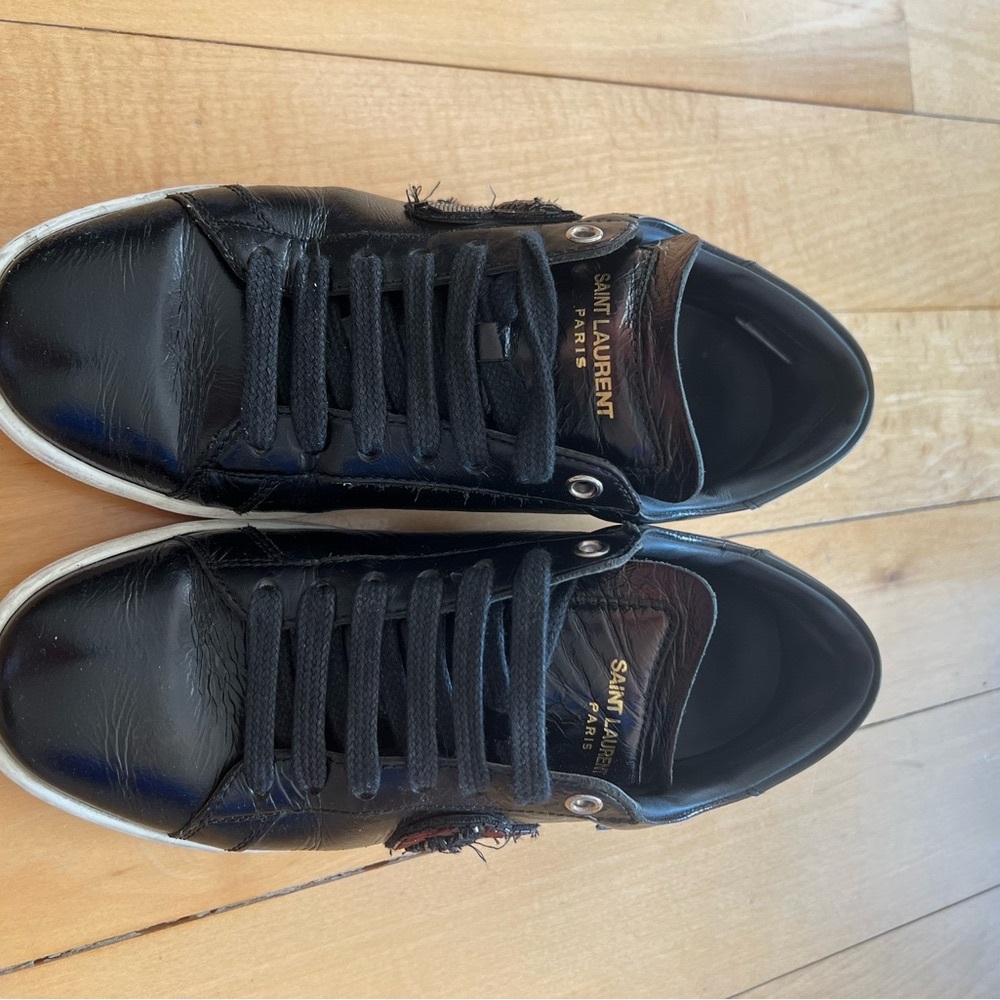 Saint Laurent Black Leather Casual Shoes